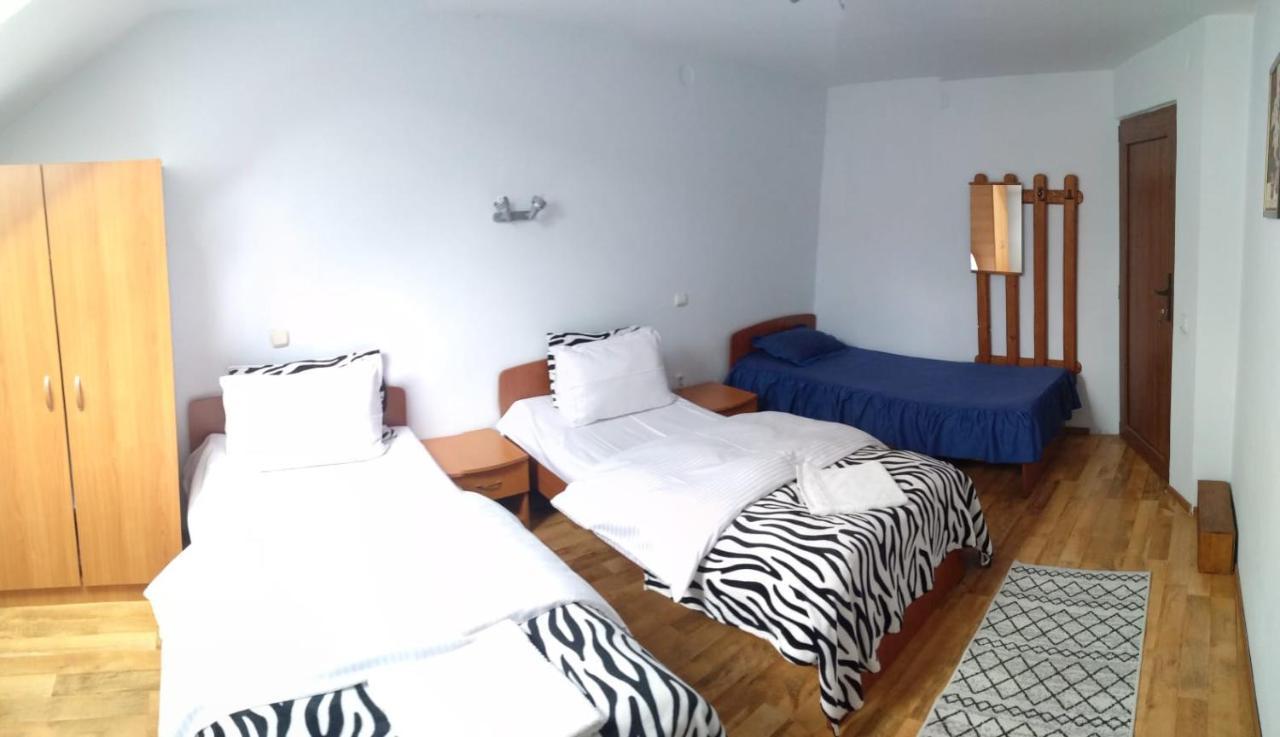Casa Terzea Hotel Rîşnov Buitenkant foto
