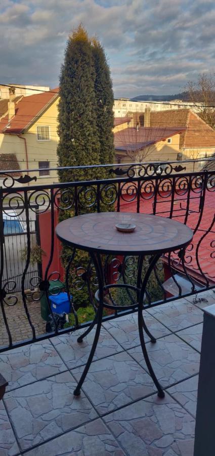 Casa Terzea Hotel Rîşnov Buitenkant foto