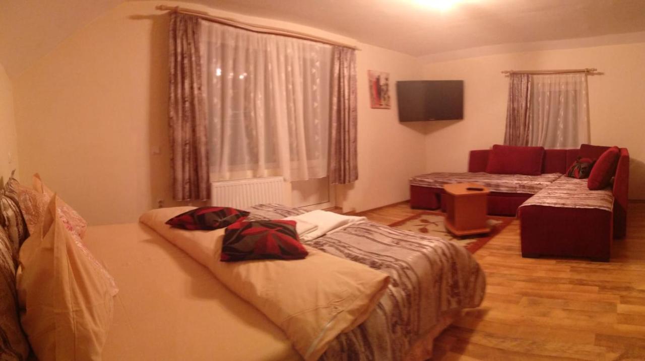 Casa Terzea Hotel Rîşnov Buitenkant foto